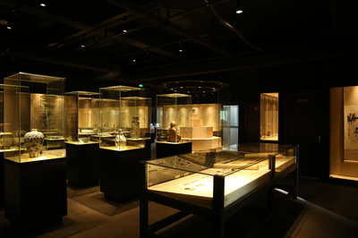 搭建粤港澳大湾区艺术品新桥梁，打造南粤艺术新形象展览服务